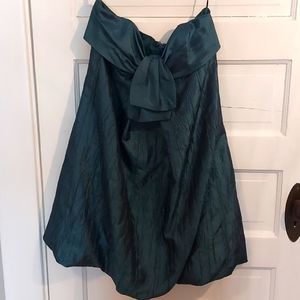 Strapless Crepe Crinkle dress
